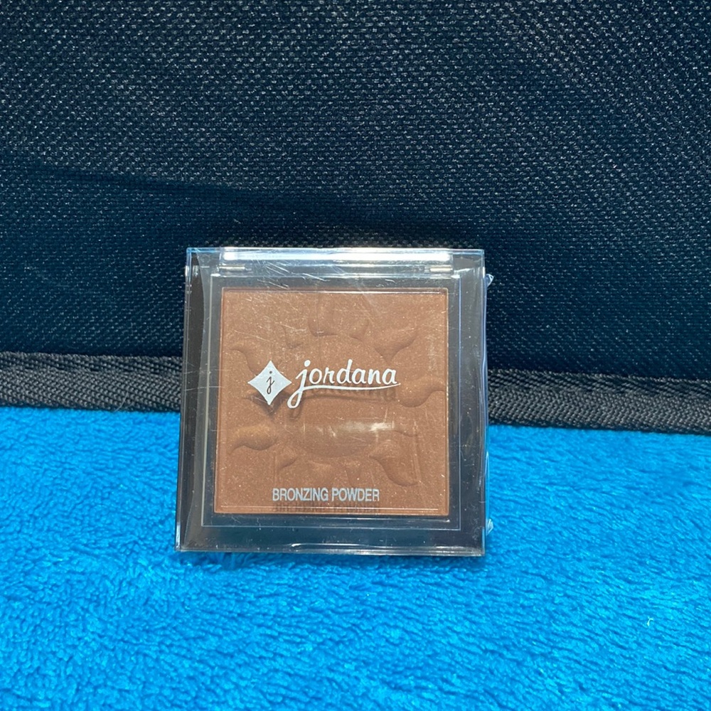 Jordana Bronzing Powder - 03 Dark